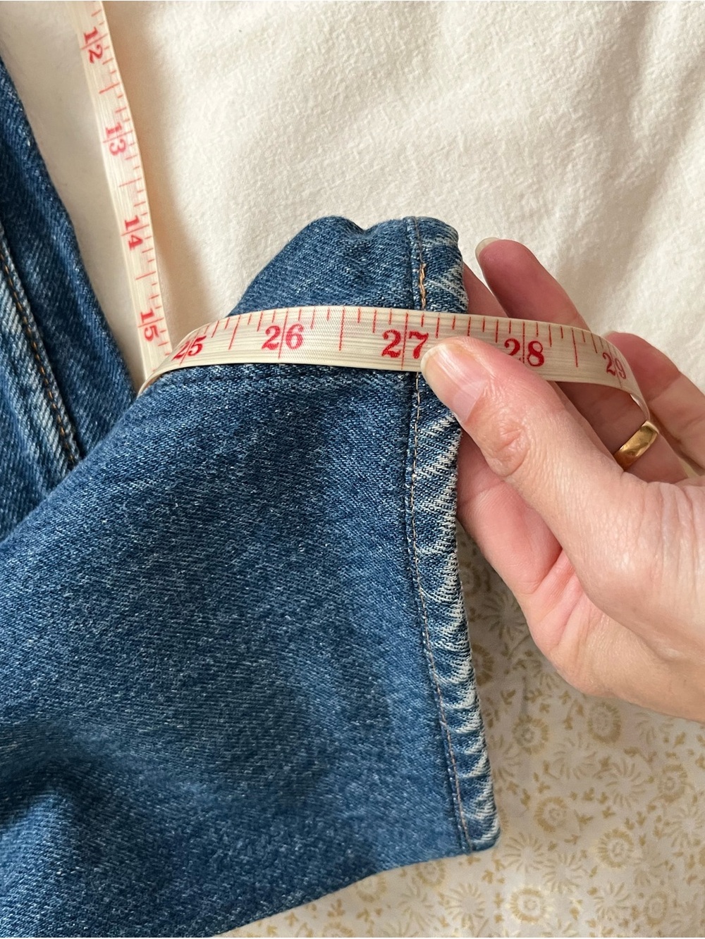 Vintage 701 501 Levi’s. Perfect Blue Denim. Size 25. Original hem. USA - Picture 5 of 13